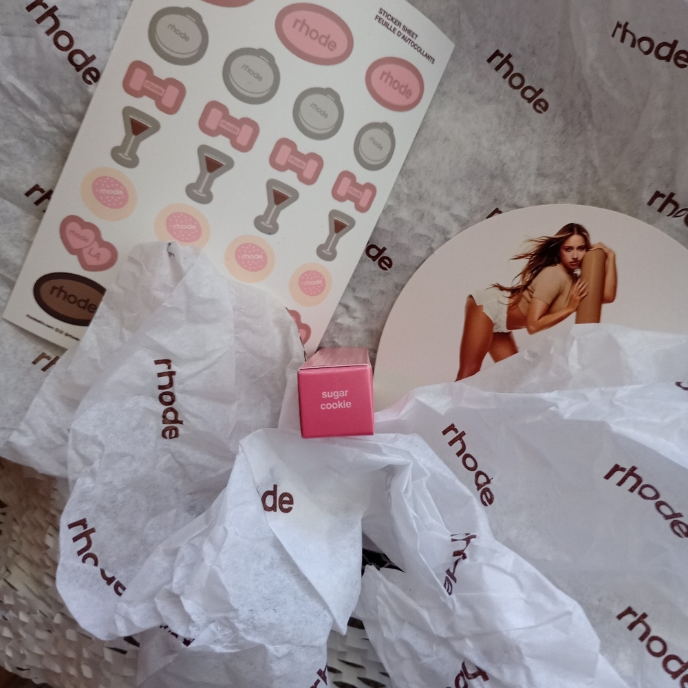Rhode Pink Lip Tint Sugar Cookie - Picture 7 of 11